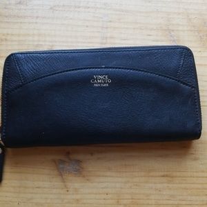 Vince Camuto wallet